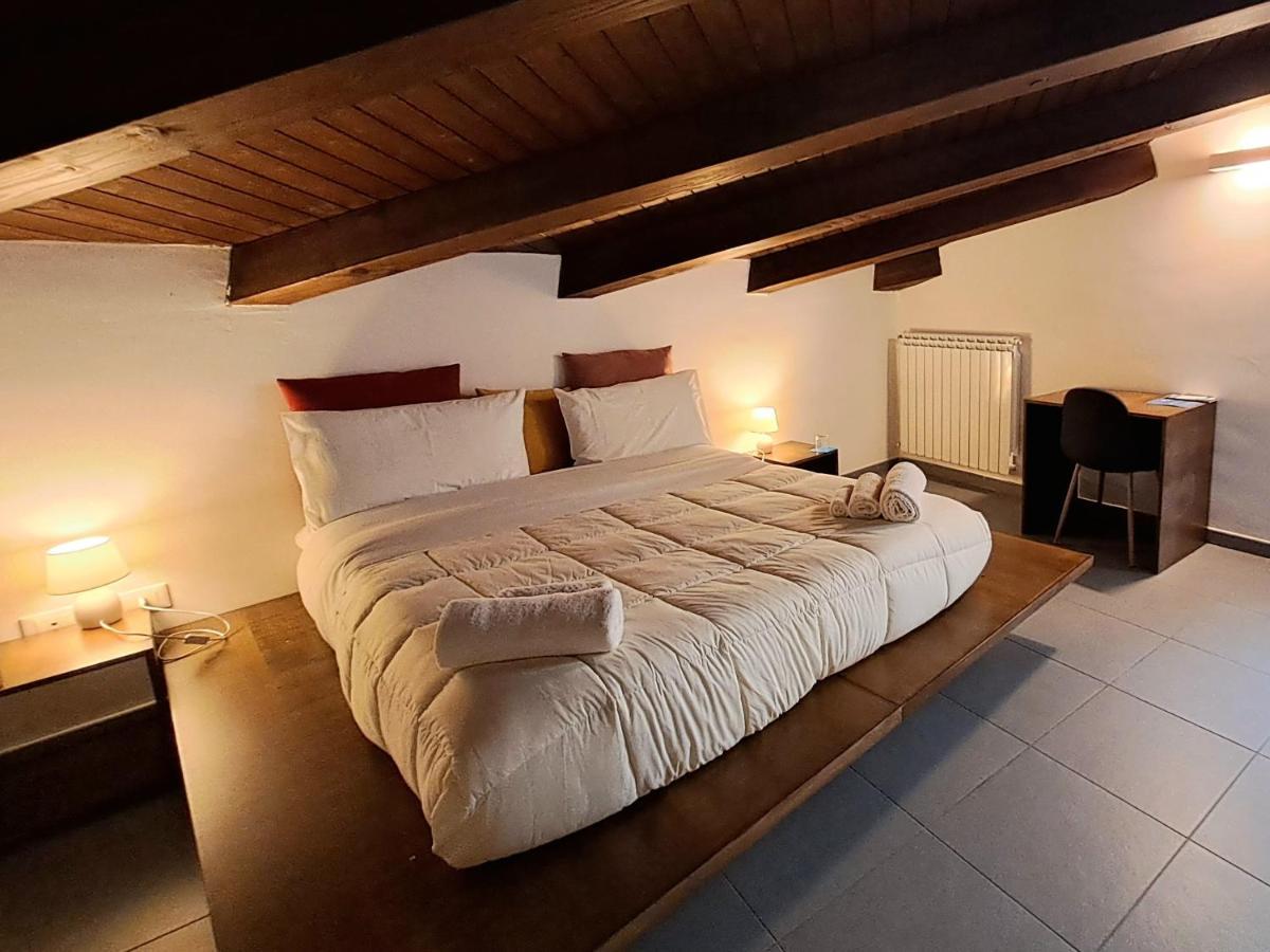 Sopra Moltivolti Guesthouse Палермо Номер фото